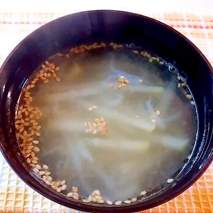 大根と糸こんにゃくの中華スープ